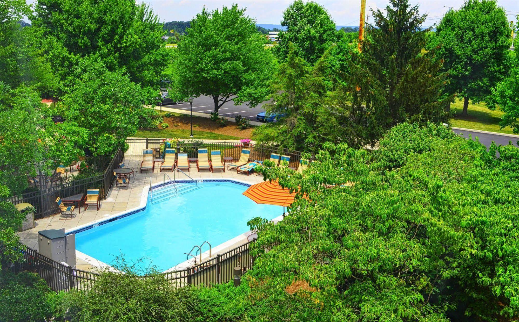 Hampton Inn By Hilton Harrisburg West Mechanicsburg Exterior photo