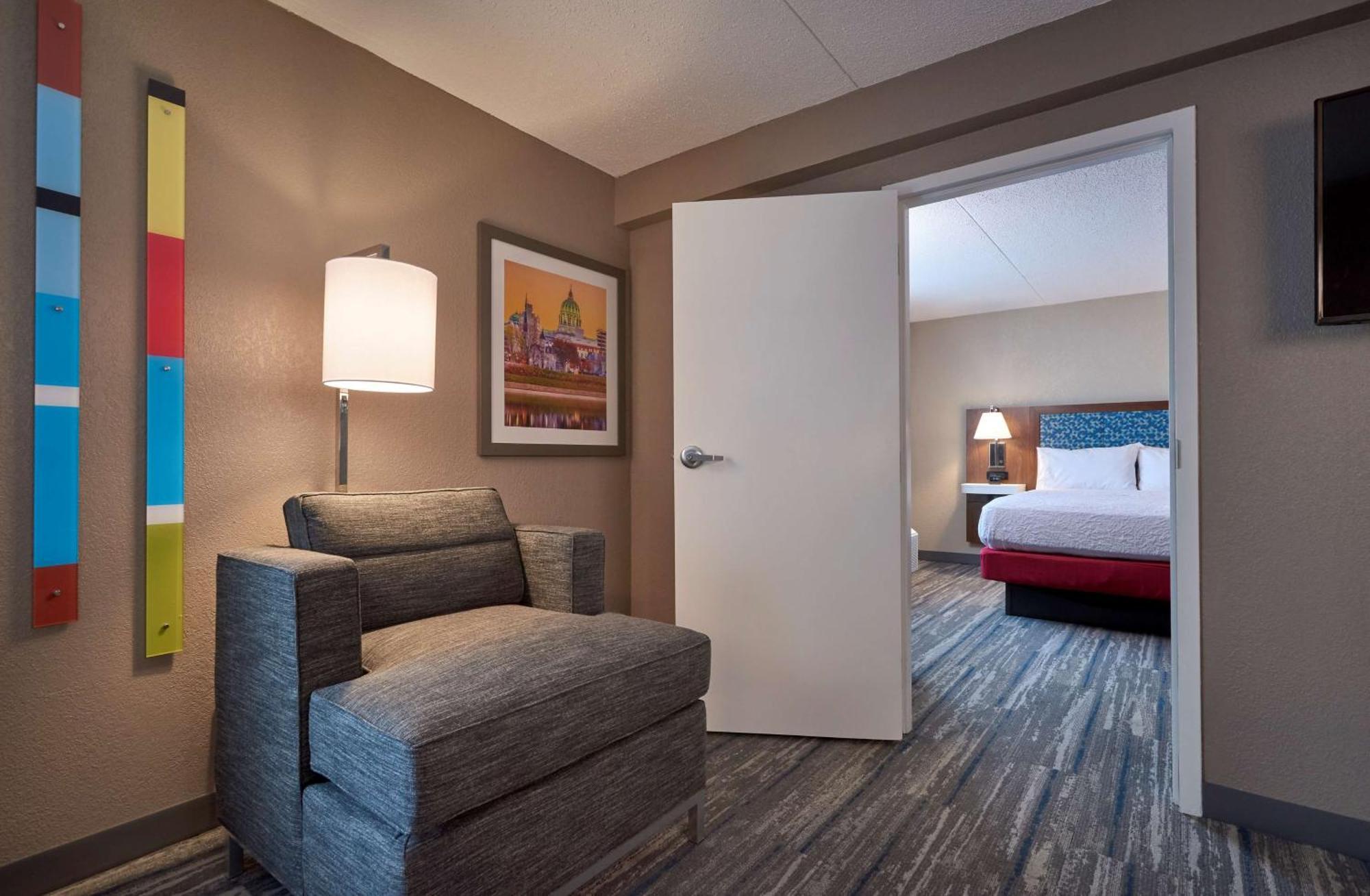 Hampton Inn By Hilton Harrisburg West Mechanicsburg Exterior photo